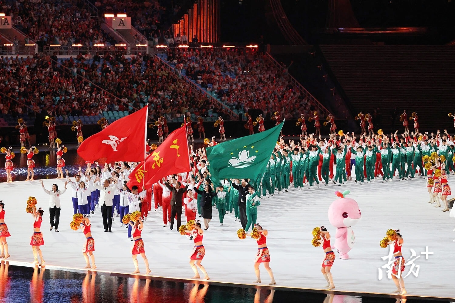 弗里克率巴萨卫冕西超杯：战术与激情的完美结合