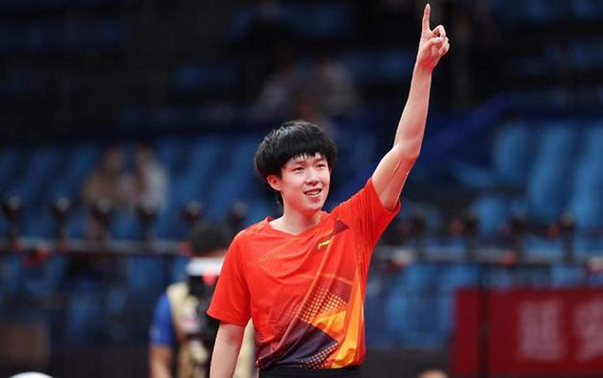 表现而努力 表现而努力